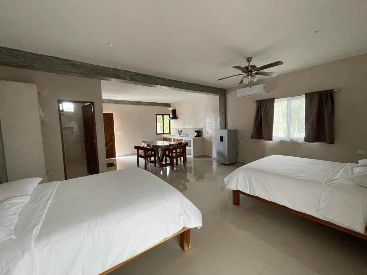Mexhe Hotel El Cuyo Ngoại thất bức ảnh