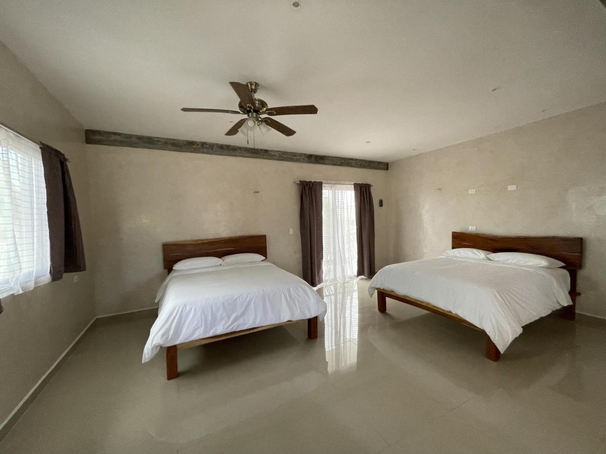 Mexhe Hotel El Cuyo Ngoại thất bức ảnh