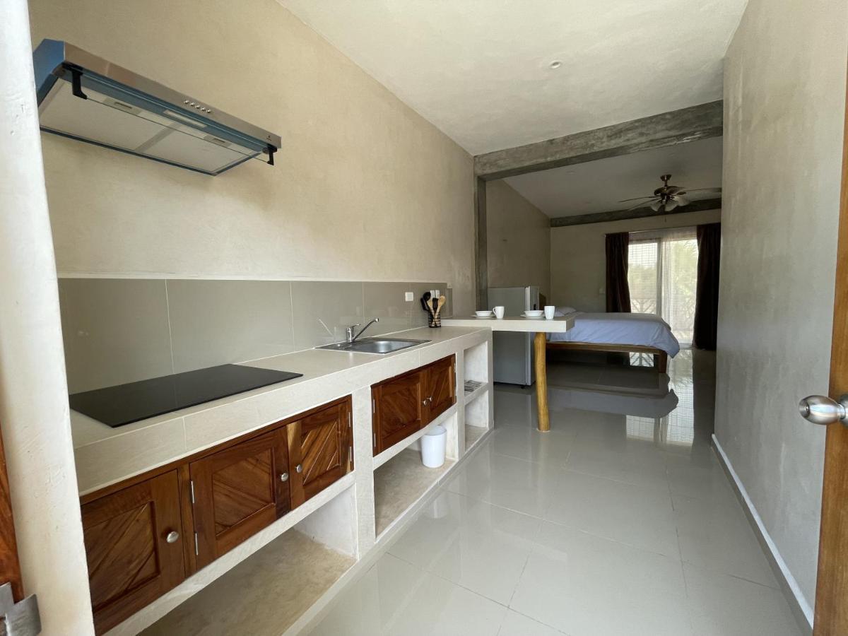 Mexhe Hotel El Cuyo Ngoại thất bức ảnh