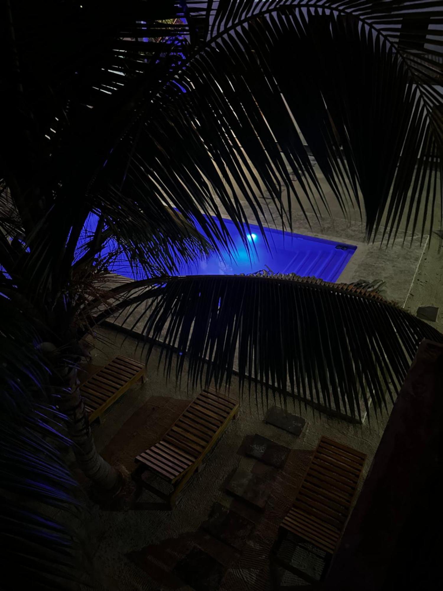 Mexhe Hotel El Cuyo Ngoại thất bức ảnh