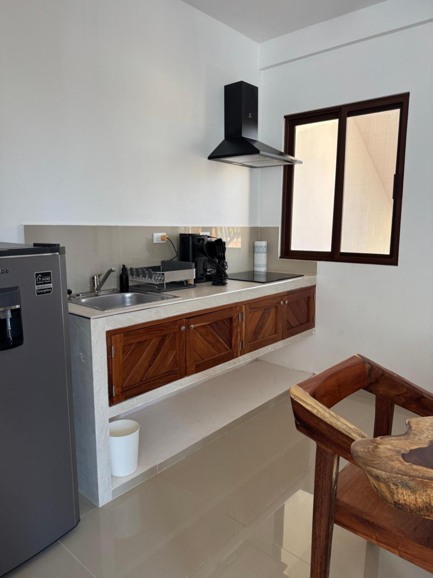Mexhe Hotel El Cuyo Ngoại thất bức ảnh
