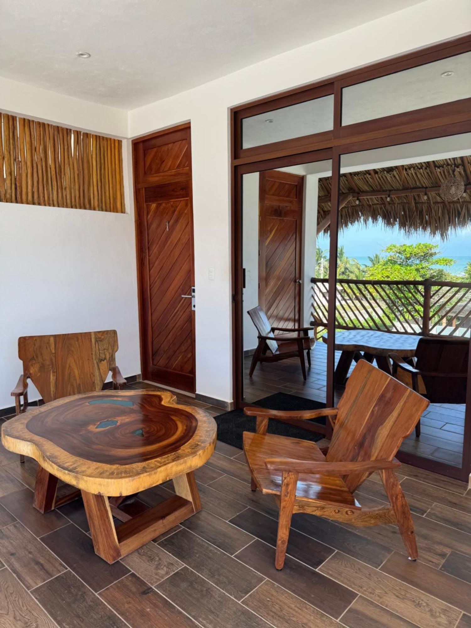 Mexhe Hotel El Cuyo Ngoại thất bức ảnh